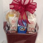 A Corporate Christmas Basket R12 filled with cookies and chocolates, perfect for corporate Christmas gifts.